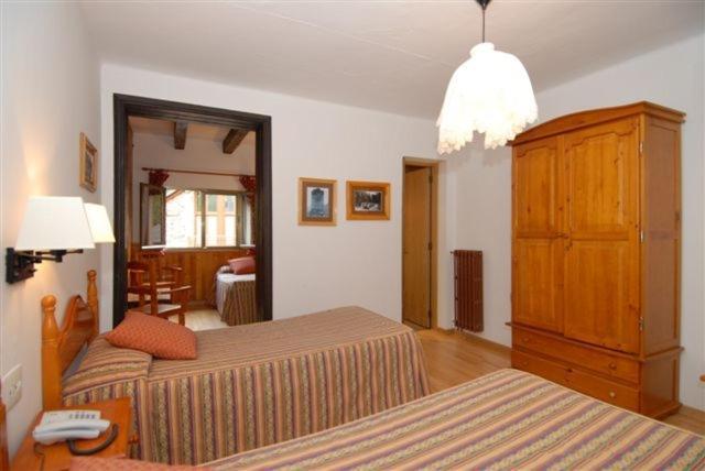 Hotel Roya Espot Zewnętrze zdjęcie
